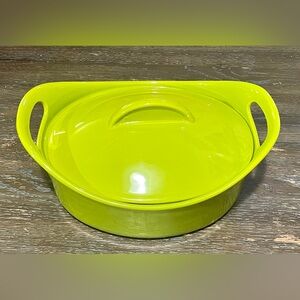 Rachael Ray 3.5 Quart oval baker in lime green